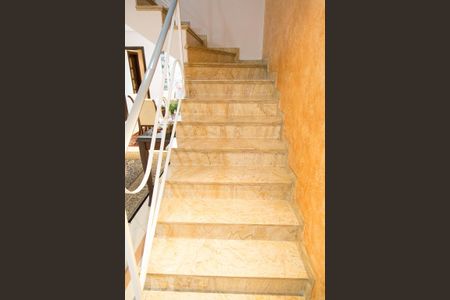 Casa à venda com 260m², 3 quartos e 3 vagasLavabo