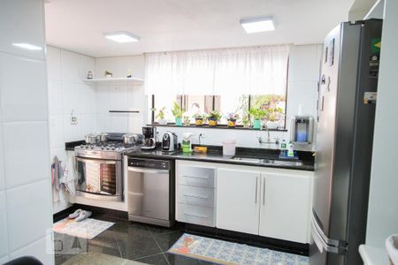 Casa à venda com 260m², 3 quartos e 3 vagasCozinha