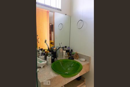 Casa à venda com 420m², 5 quartos e 3 vagasQuarto 1 - suite