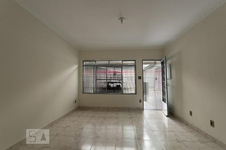 Casa para alugar com 116m², 2 quartos e 1 vagaSala