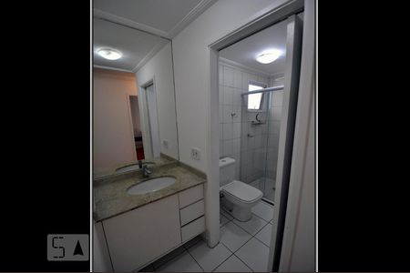 Banheiro Social de apartamento para alugar com 3 quartos, 60m² em Jaguaré, São Paulo
