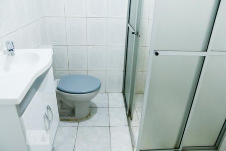 Banheiro de casa para alugar com 1 quarto, 100m² em Cupecê, São Paulo