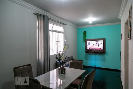 Sala de apartamento à venda com 3 quartos, 85m² em Sagrada Família, Belo Horizonte