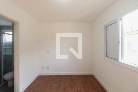 Apartamento à venda com 138m², 3 quartos e 1 vaga Apartamento à venda com 138m², 3 quartos e 1 vagaSuíte