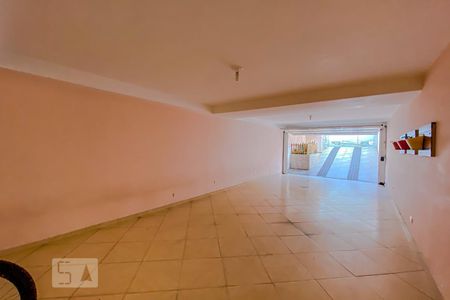 Casa para alugar com 160m², 2 quartos e 4 vagasGaragem