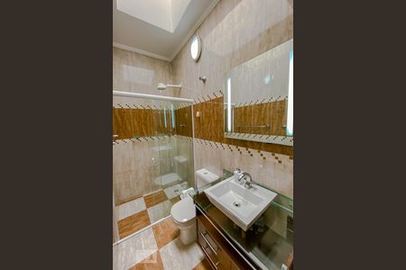 Casa para alugar com 160m², 2 quartos e 4 vagasBanheiro da Suite