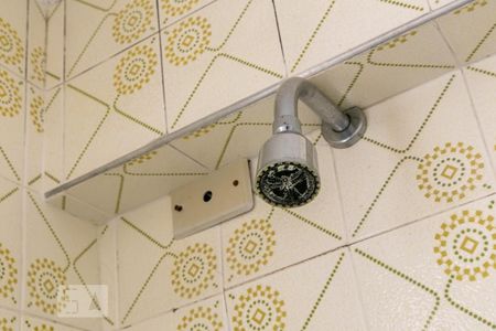 Apartamento à venda com 57m², 1 quarto e 1 vagaChuveiro