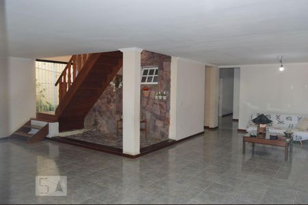Sala de casa à venda com 6 quartos, 507m² em São Francisco, Niterói