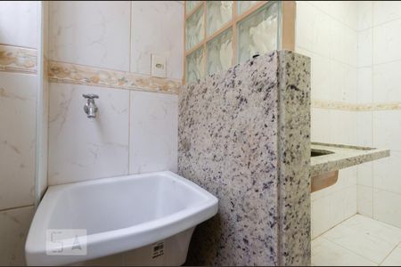 Área de serviço de apartamento para alugar com 1 quarto, 35m² em Gonzaga, Santos