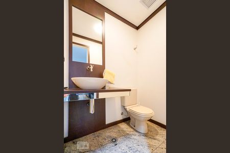 Apartamento à venda com 125m², 3 quartos e 3 vagasLavabo