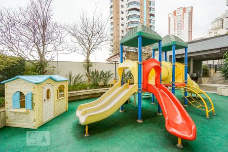 Apartamento à venda com 125m², 3 quartos e 3 vagasPlayground