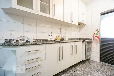 Apartamento à venda com 125m², 3 quartos e 3 vagasCozinha