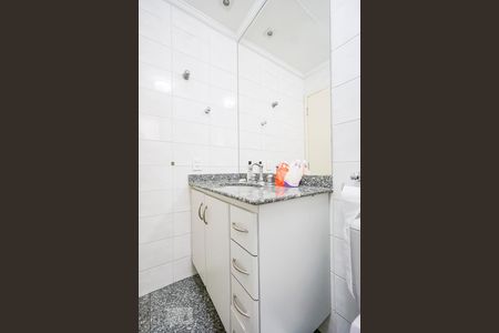Apartamento à venda com 125m², 3 quartos e 3 vagasBanheiro suíte 03