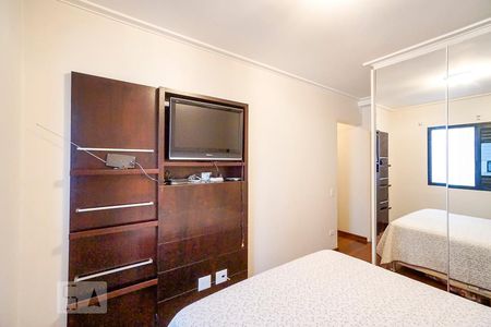 Apartamento à venda com 125m², 3 quartos e 3 vagasQuarto suíte 02