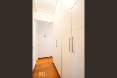 Apartamento à venda com 125m², 3 quartos e 3 vagasQuarto suíte 02