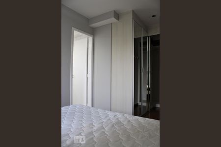 Suíte - Armários de apartamento para alugar com 2 quartos, 66m² em Barra Funda, São Paulo