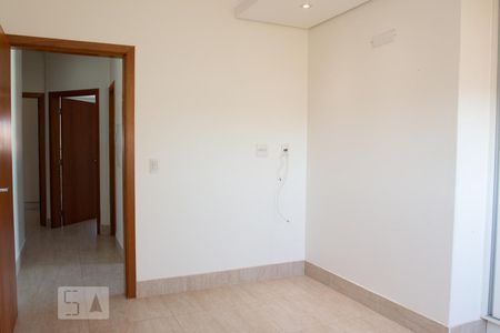 Casa para alugar com 227m², 4 quartos e 3 vagasQuarto