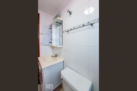 Banheiro de apartamento para alugar com 2 quartos, 62m² em Santa Terezinha, São Bernardo do Campo