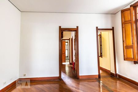 Sala de casa à venda com 12 quartos, 360m² em Vila Buarque, São Paulo