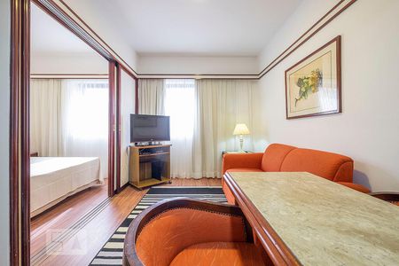 Sala de kitnet/studio para alugar com 1 quarto, 28m² em Jardim Paulista, São Paulo