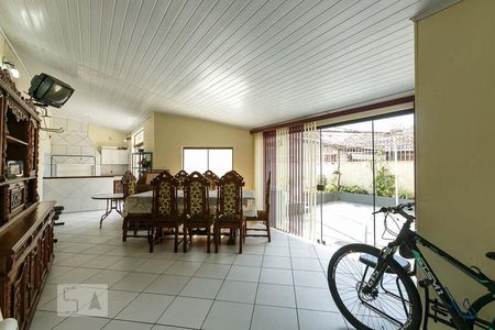 Casa à venda com 300m², 3 quartos e 4 vagasCozinha 2