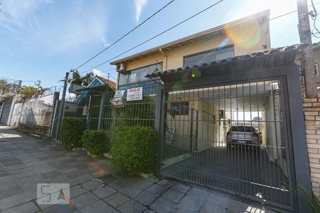 Casa à venda com 300m², 3 quartos e 4 vagasFachada