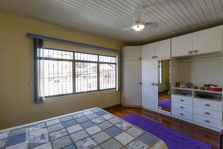 Casa à venda com 300m², 3 quartos e 4 vagasQuarto 1 - Suíte