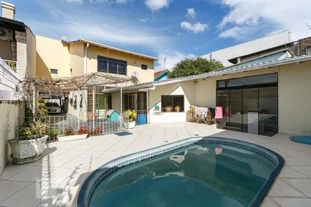 Casa à venda com 300m², 3 quartos e 4 vagasPiscina