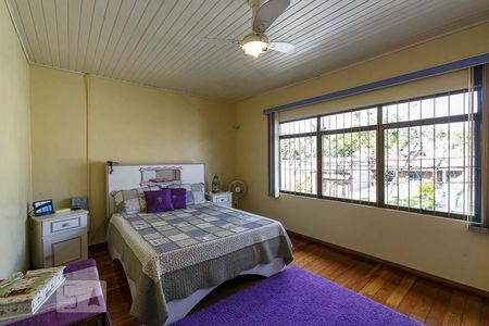 Casa à venda com 300m², 3 quartos e 4 vagasQuarto 1 - Suíte