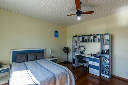 Casa à venda com 300m², 3 quartos e 4 vagasQuarto 2