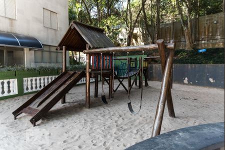 Apartamento para alugar com 52m², 2 quartos e 1 vaga Apartamento para alugar com 52m², 2 quartos e 1 vagaÁrea Comum - Playground