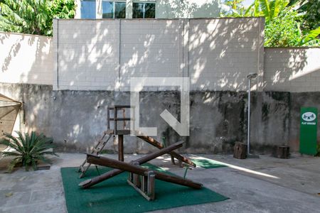 Apartamento para alugar com 48m², 2 quartos e 1 vaga Apartamento para alugar com 48m², 2 quartos e 1 vagaÁrea Comum - Playground