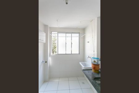 Apartamento para alugar com 48m², 2 quartos e 1 vaga Apartamento para alugar com 48m², 2 quartos e 1 vagaCozinha e Área de Serviço