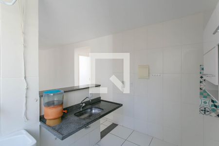 Apartamento para alugar com 48m², 2 quartos e 1 vaga Apartamento para alugar com 48m², 2 quartos e 1 vagaCozinha e Área de Serviço