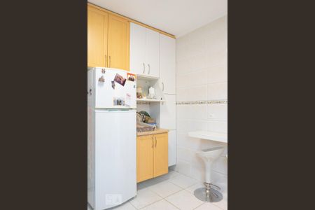 Casa de condomínio à venda com 120m², 3 quartos e 3 vagas Casa de condomínio à venda com 120m², 3 quartos e 3 vagasCozinha