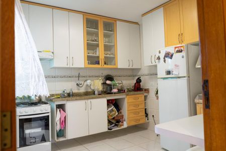 Casa de condomínio à venda com 120m², 3 quartos e 3 vagas Casa de condomínio à venda com 120m², 3 quartos e 3 vagasCozinha