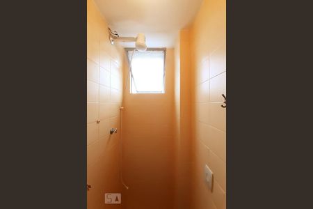 Apartamento à venda com 75m², 2 quartos e 1 vaga Apartamento à venda com 75m², 2 quartos e 1 vagaBanheiro de Serviço