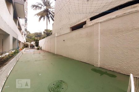 Apartamento à venda com 75m², 2 quartos e 1 vaga Apartamento à venda com 75m², 2 quartos e 1 vagaÁrea comum - Quadra