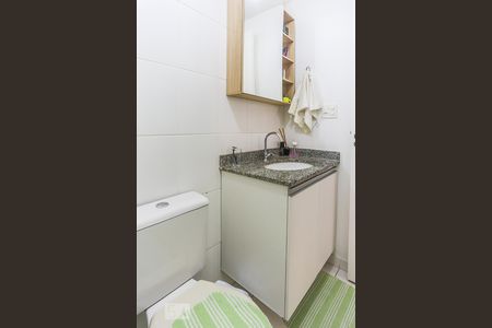 Apartamento à venda com 70m², 3 quartos e 1 vaga Apartamento à venda com 70m², 3 quartos e 1 vagaBanheiro Suite