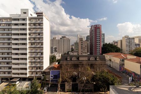 Sala - vista de apartamento para alugar com 2 quartos, 80m² em Pinheiros, São Paulo