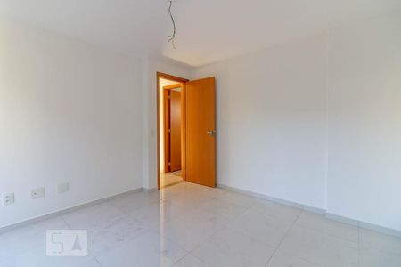 Quarto 1 de apartamento para alugar com 3 quartos, 110m² em Vila Valqueire, Rio de Janeiro