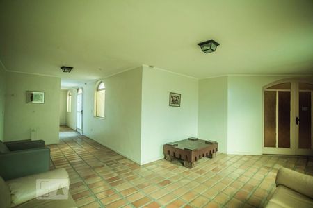 Apartamento para alugar com 55m², 2 quartos e 1 vaga Apartamento para alugar com 55m², 2 quartos e 1 vagaÁrea comum - Salão de festas