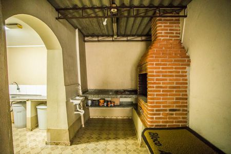 Apartamento para alugar com 55m², 2 quartos e 1 vaga Apartamento para alugar com 55m², 2 quartos e 1 vagaÁrea comum - Churrasqueira