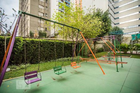 Apartamento para alugar com 55m², 2 quartos e 1 vaga Apartamento para alugar com 55m², 2 quartos e 1 vagaÁrea Comum - Playground