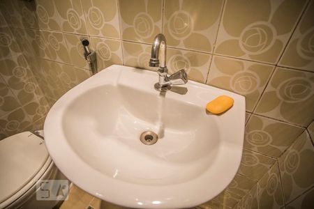 Apartamento para alugar com 55m², 2 quartos e 1 vaga Apartamento para alugar com 55m², 2 quartos e 1 vagaBanheiro - Torneira