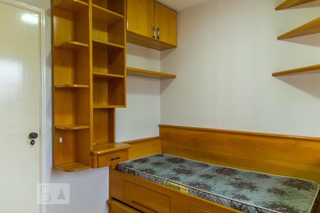 Apartamento à venda com 80m², 3 quartos e 2 vagasQuarto 2