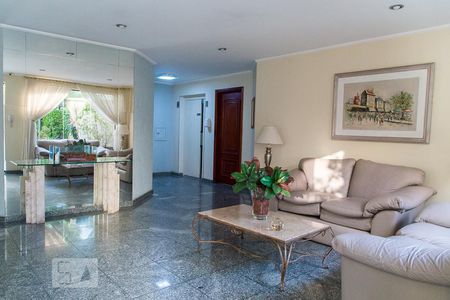 Apartamento à venda com 80m², 3 quartos e 2 vagasHall social