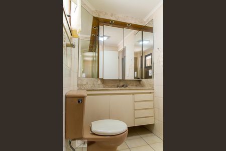 Apartamento à venda com 80m², 3 quartos e 2 vagasBanheiro da suíte