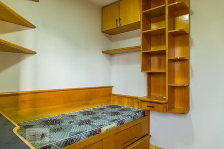 Apartamento à venda com 80m², 3 quartos e 2 vagasQuarto