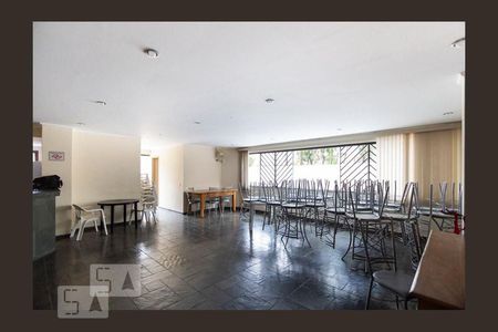 Apartamento à venda com 80m², 3 quartos e 2 vagasÁrea comum - Salão de festas